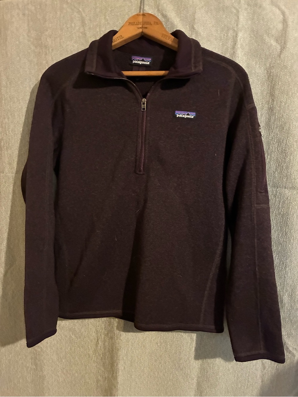 Patagonia Quarter-Zip Fleece Pullover - size M